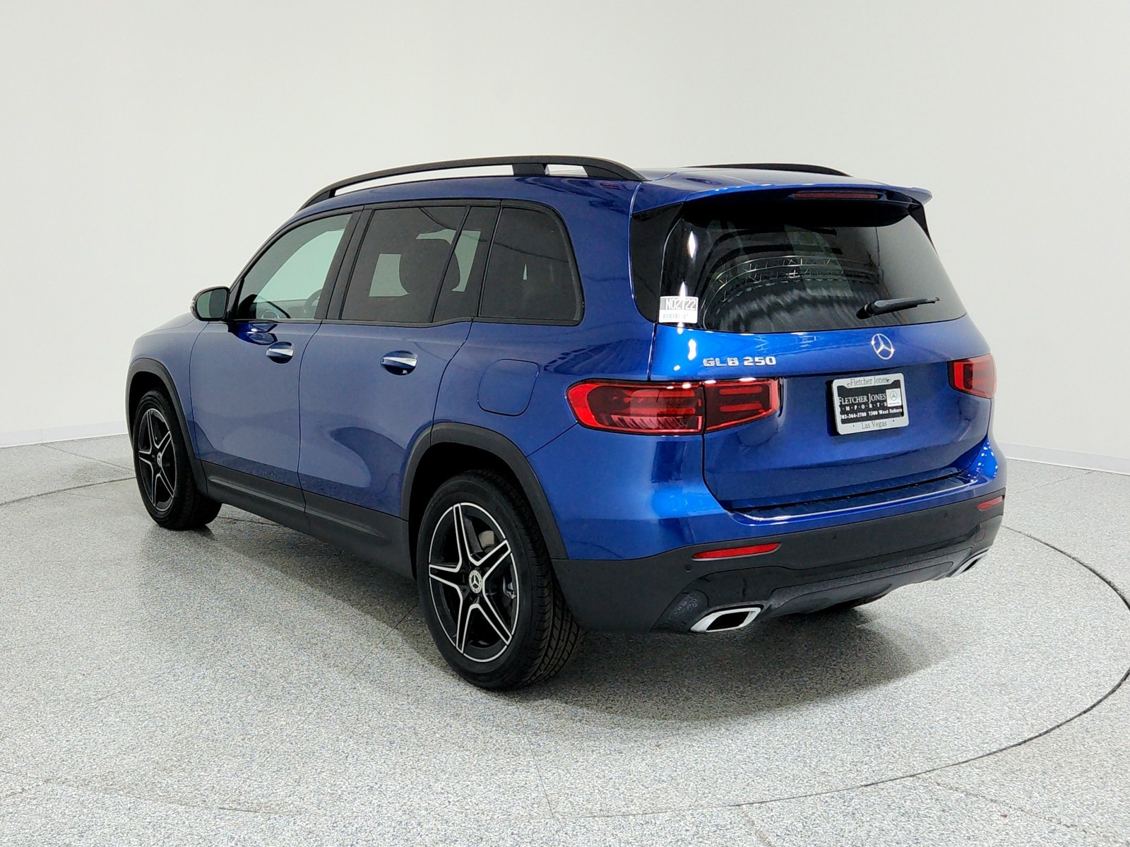 2026 Mercedes-Benz GLB 250 Image 10 of 21