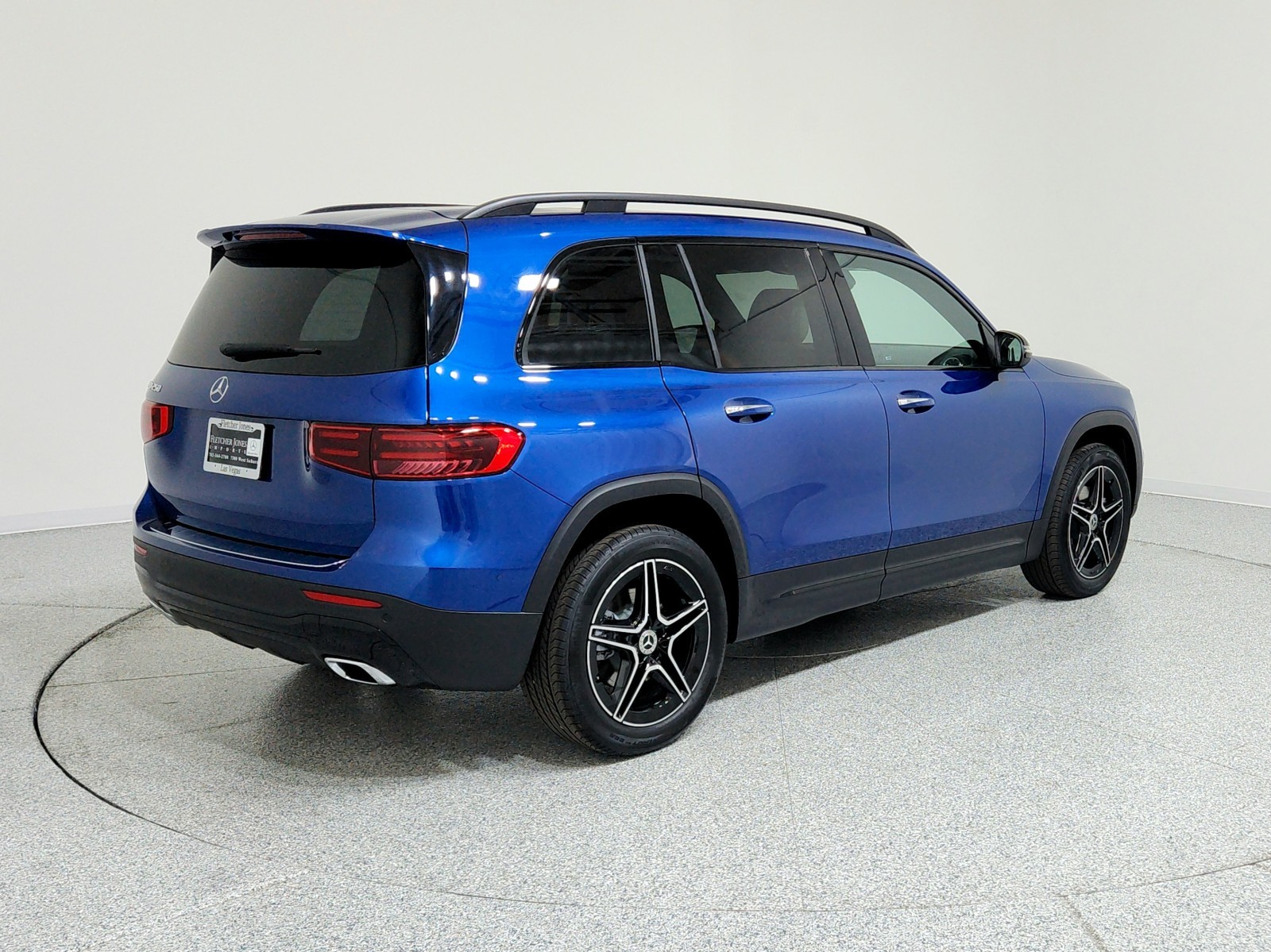 2026 Mercedes-Benz GLB 250 Image 6 of 21