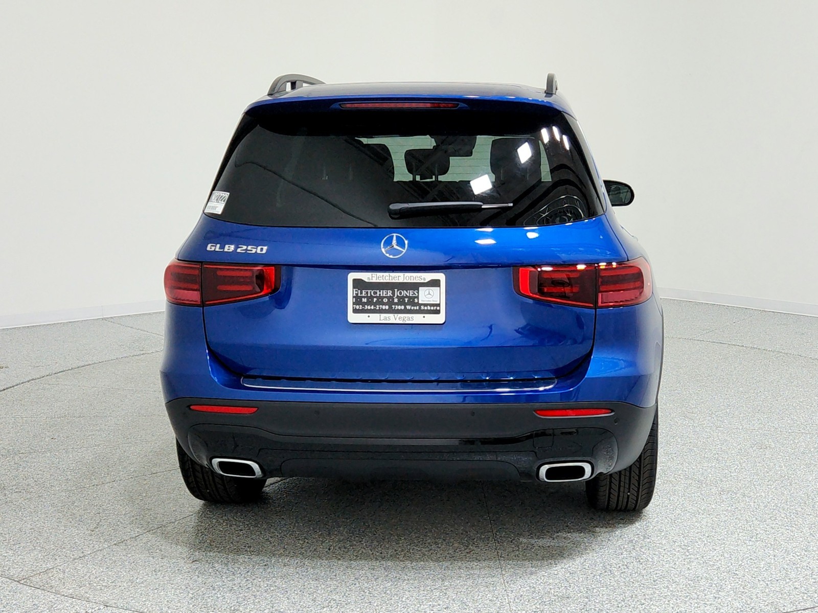 2026 Mercedes-Benz GLB 250 Image 8 of 21