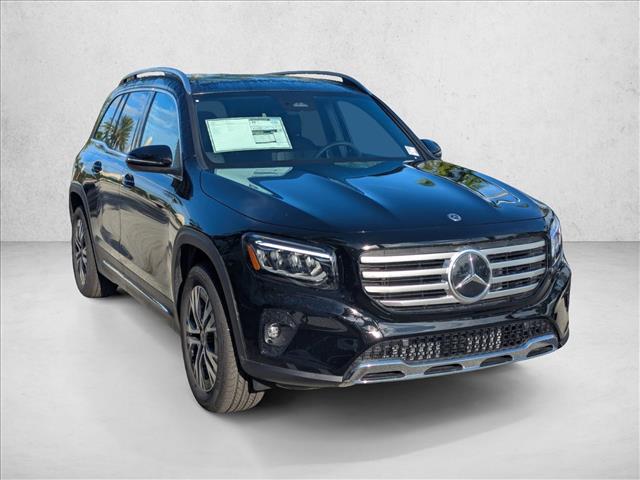 2026 Mercedes-Benz GLB 250 Image 3 of 16