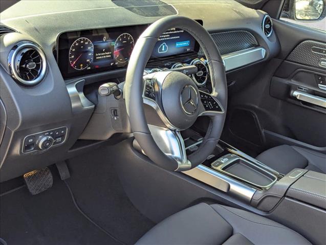 2026 Mercedes-Benz GLB 250 Image 10 of 16