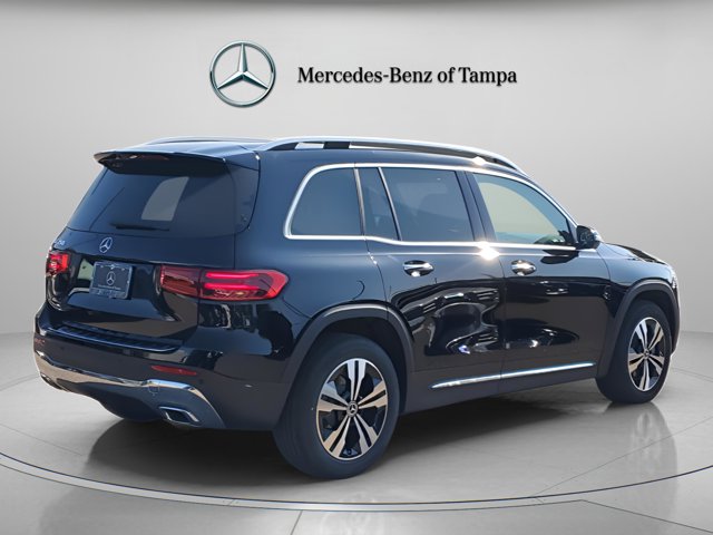 2026 Mercedes-Benz GLB 250 Image 3 of 32