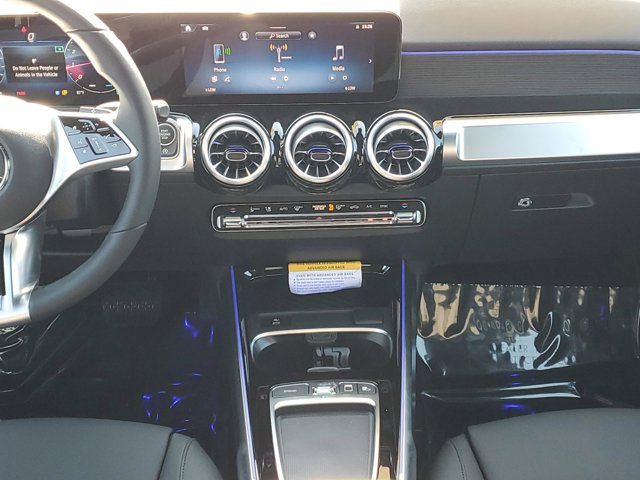 2026 Mercedes-Benz GLB 250 Image 13 of 32