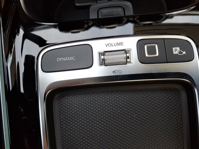 2026 Mercedes-Benz GLB 250 Image 12 of 26