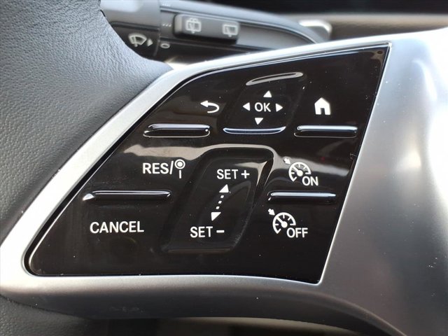 2026 Mercedes-Benz GLB 250 Image 17 of 26