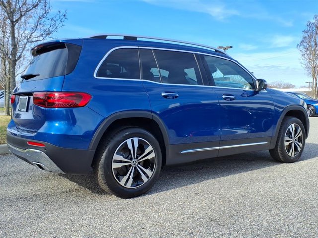 2026 Mercedes-Benz GLB 250 Image 4 of 26