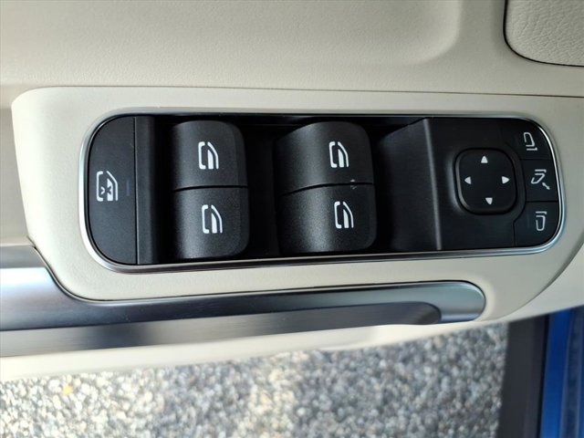 2026 Mercedes-Benz GLB 250 Image 19 of 26