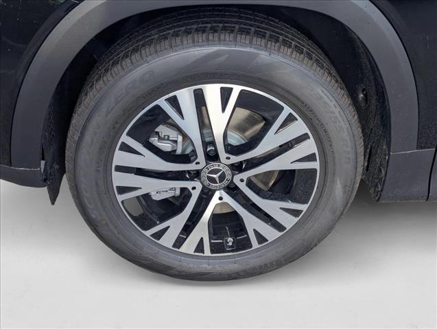 2026 Mercedes-Benz GLB 250 Image 8 of 16