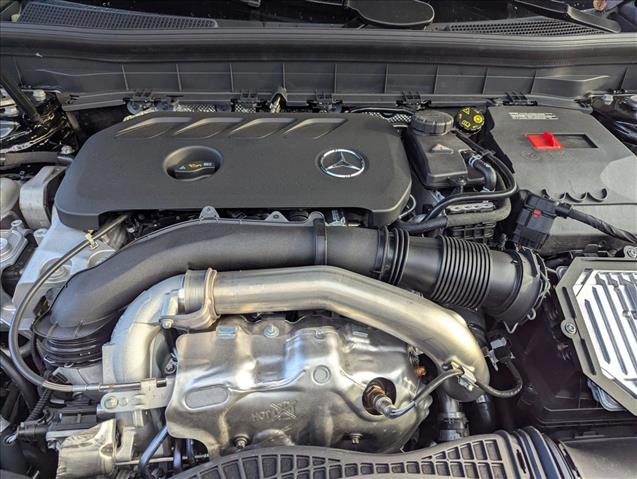 2026 Mercedes-Benz GLB 250 Image 7 of 16
