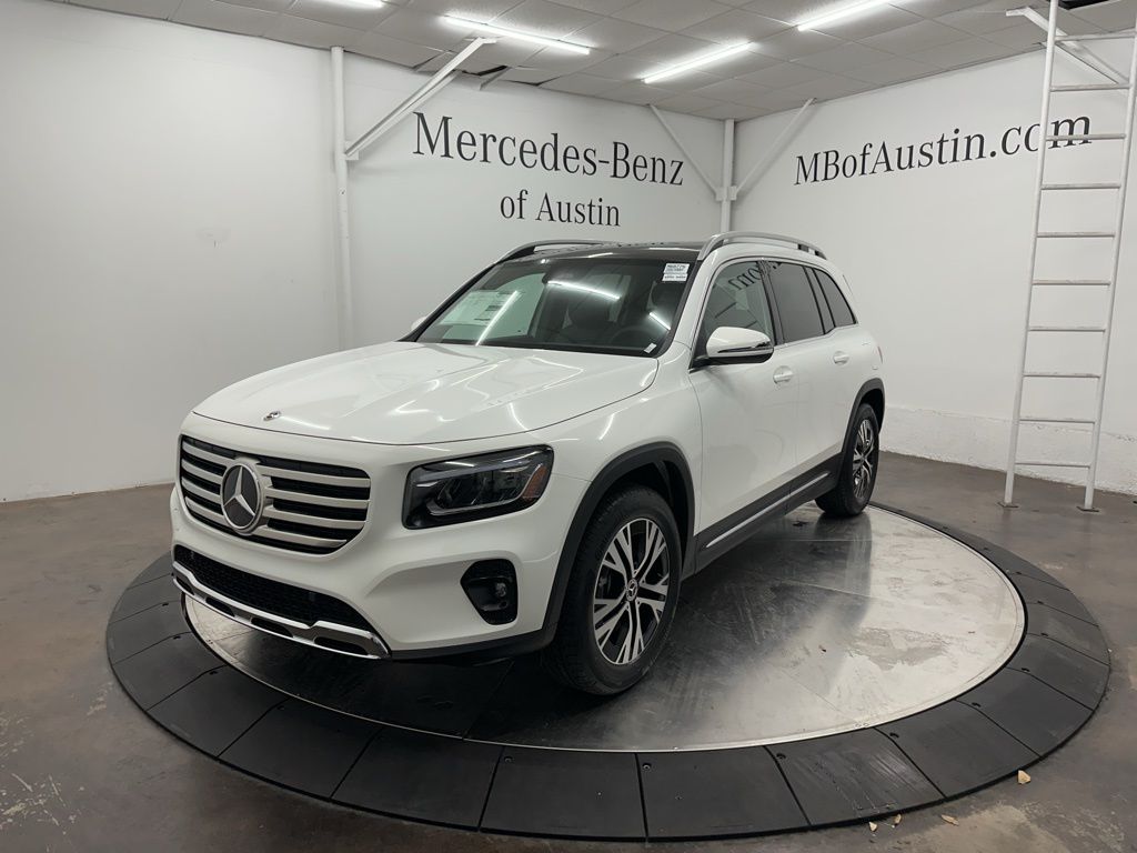 2026 Mercedes-Benz GLB 250 Image 1 of 31