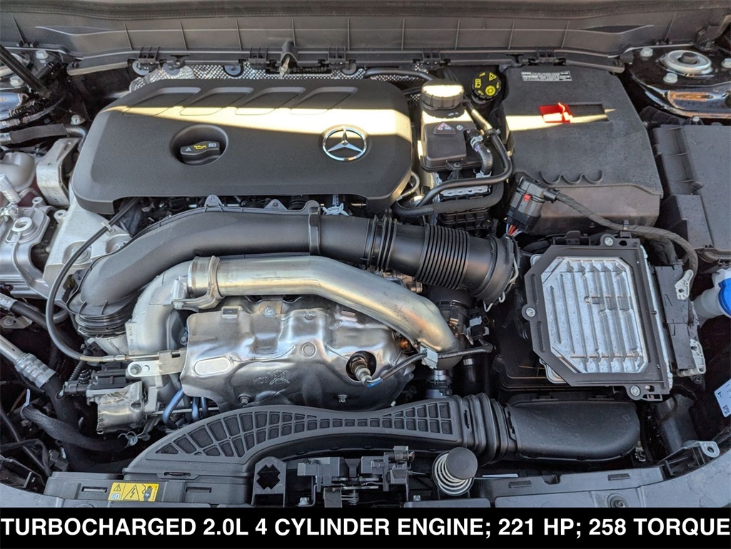 2026 Mercedes-Benz GLB 250 Image 8 of 19