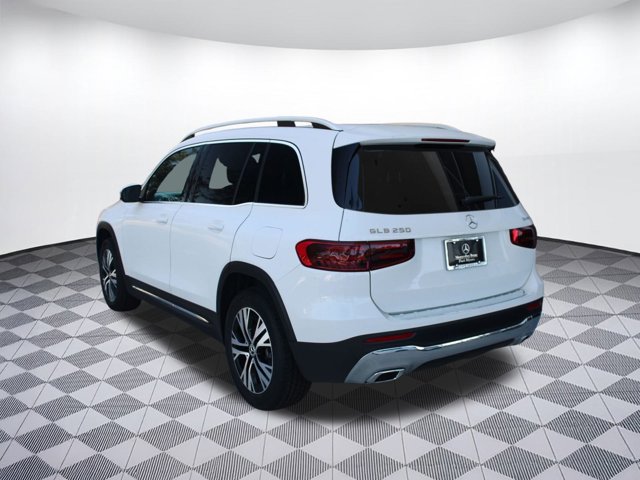 2026 Mercedes-Benz GLB 250 Image 7 of 36