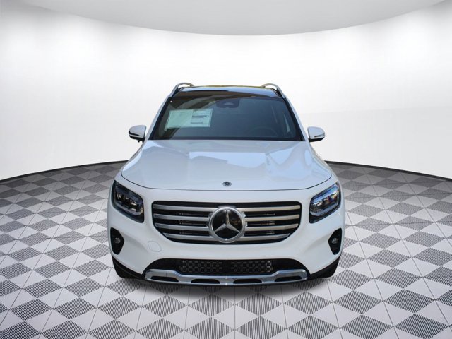 2026 Mercedes-Benz GLB 250 Image 2 of 36