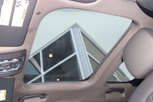 2026 Mercedes-Benz GLB 250 Image 33 of 36