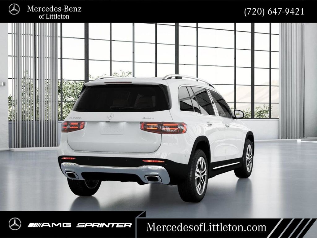 2026 Mercedes-Benz GLB 250 Image 24 of 42