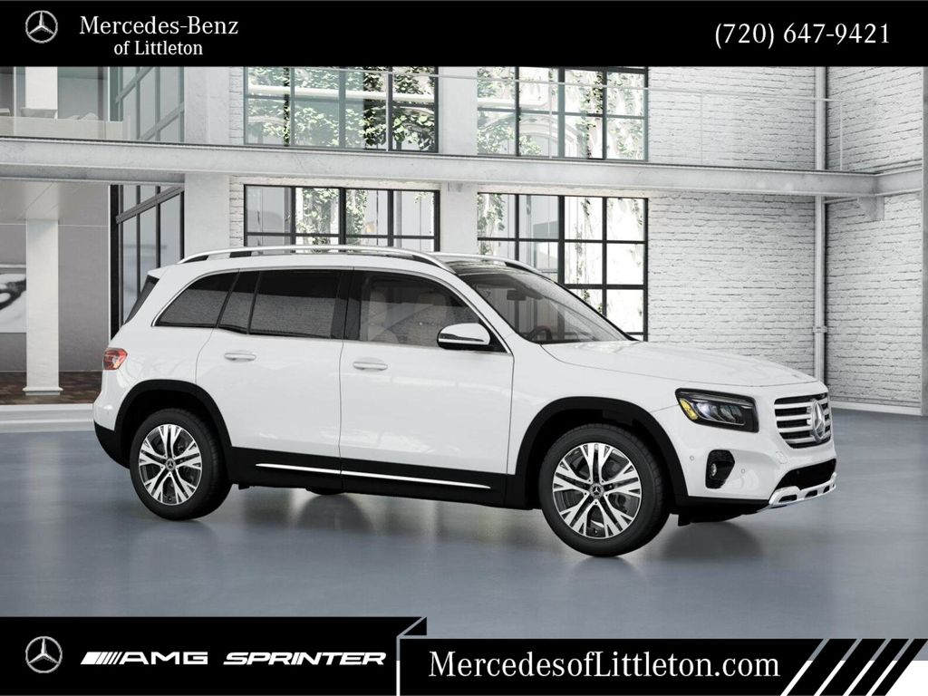 2026 Mercedes-Benz GLB 250 Image 10 of 42