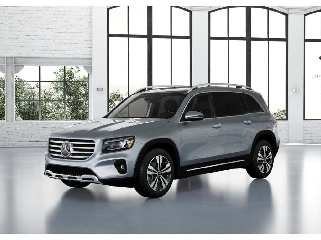 2026 Mercedes-Benz GLB 250 Image 3 of 42