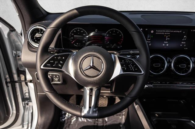 2026 Mercedes-Benz GLB 250 Image 24 of 26