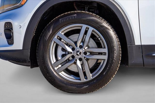 2026 Mercedes-Benz GLB 250 Image 10 of 26