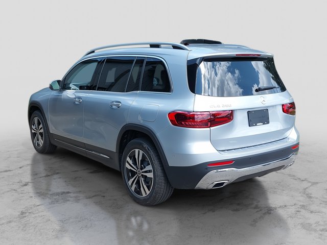 2026 Mercedes-Benz GLB 250 Image 7 of 39