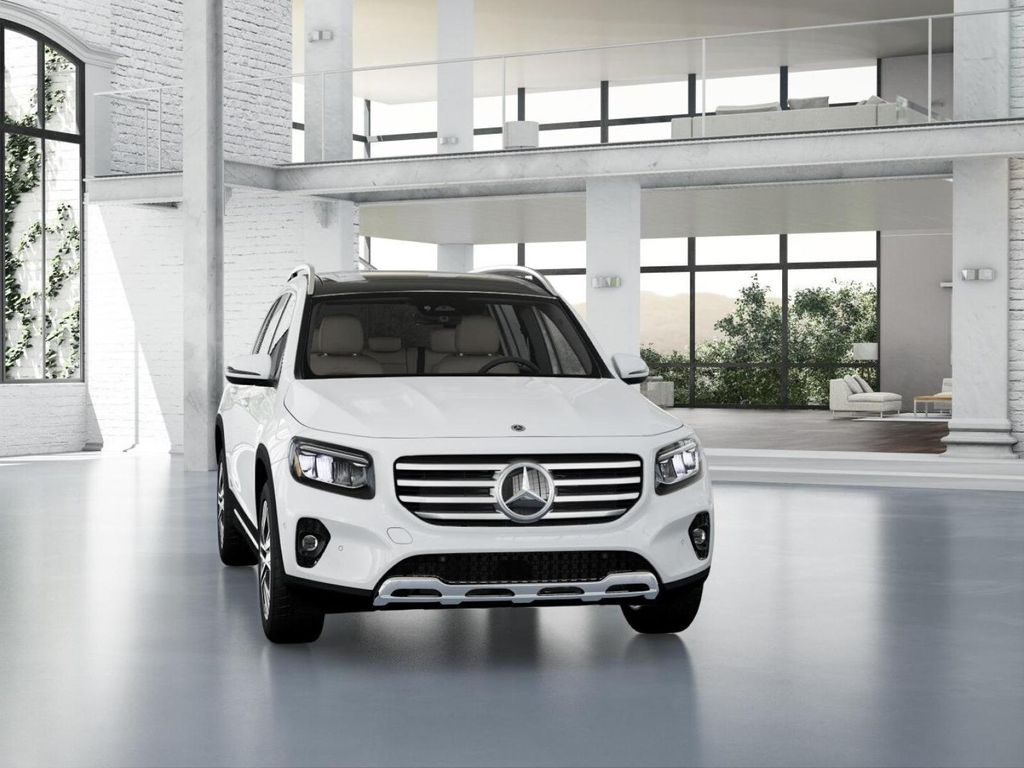 2026 Mercedes-Benz GLB 250 Image 16 of 42