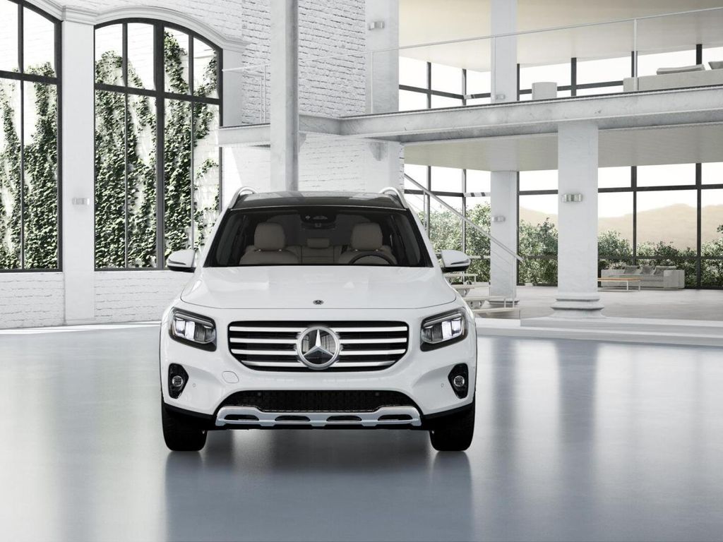 2026 Mercedes-Benz GLB 250 Image 9 of 42