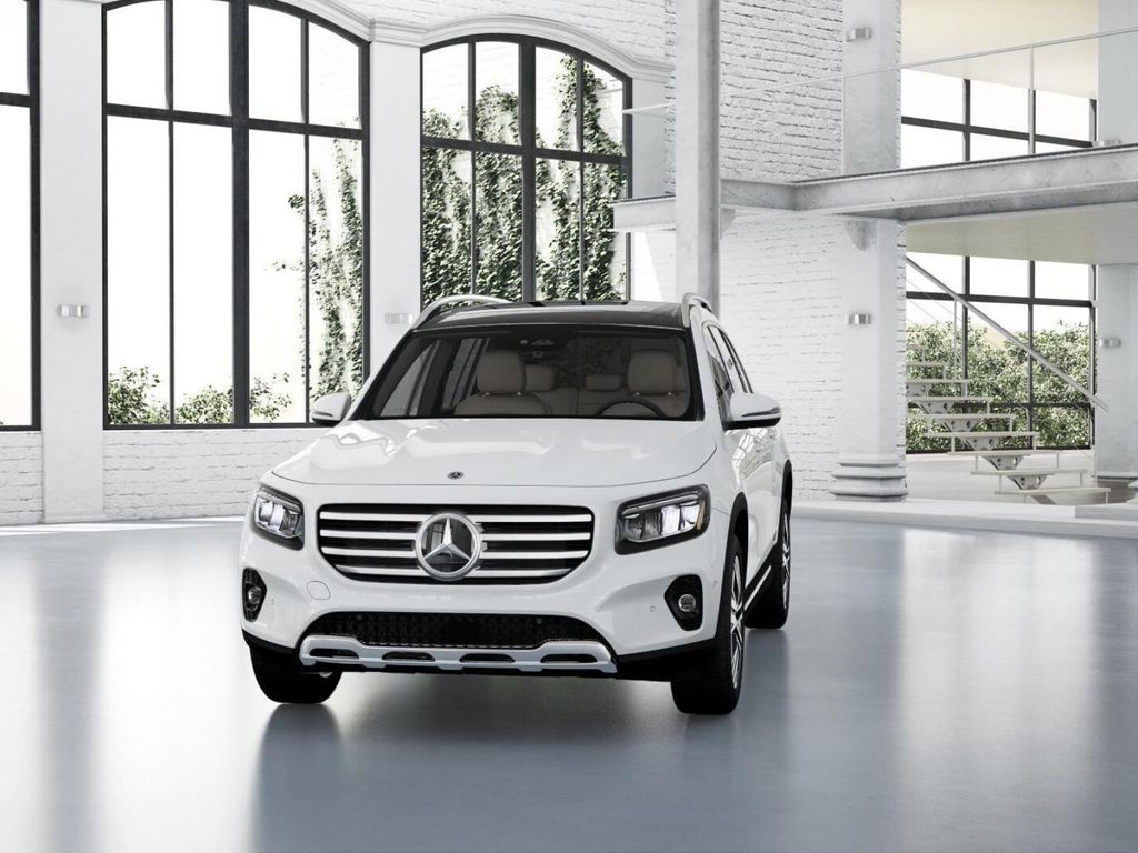 2026 Mercedes-Benz GLB 250 Image 7 of 42