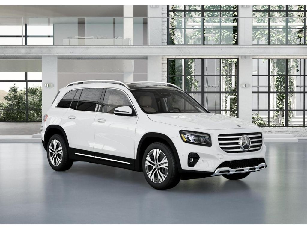 2026 Mercedes-Benz GLB 250 Image 13 of 42