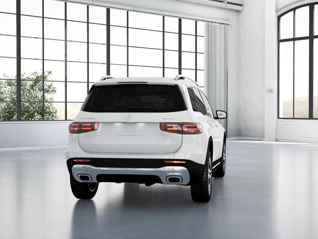 2026 Mercedes-Benz GLB 250 Image 25 of 42