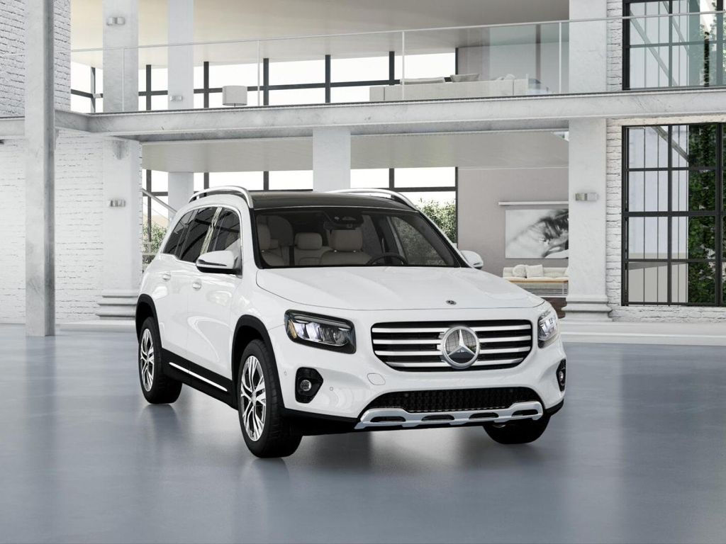 2026 Mercedes-Benz GLB 250 Image 12 of 42