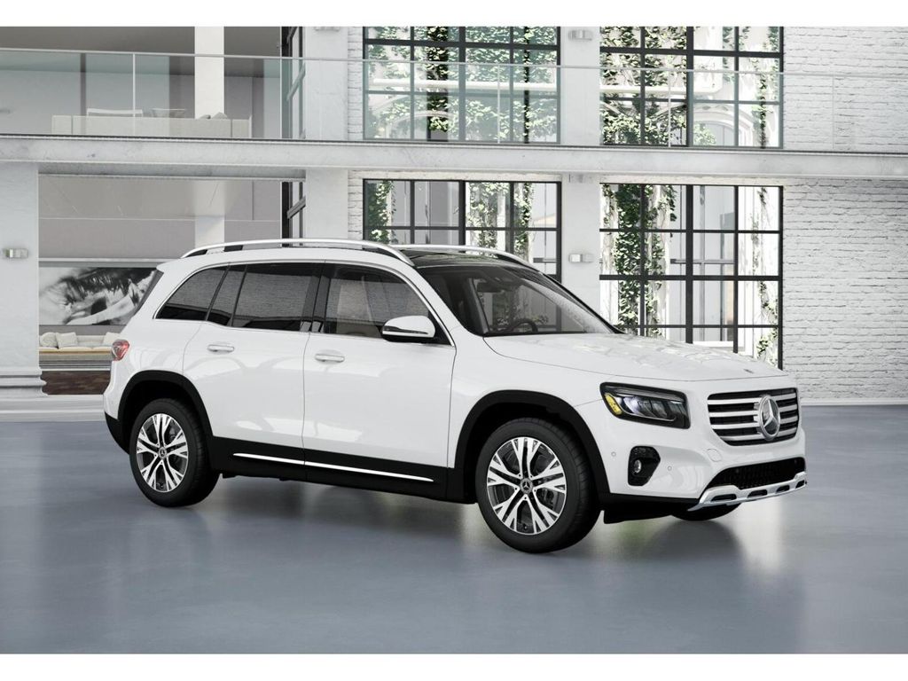 2026 Mercedes-Benz GLB 250 Image 15 of 42