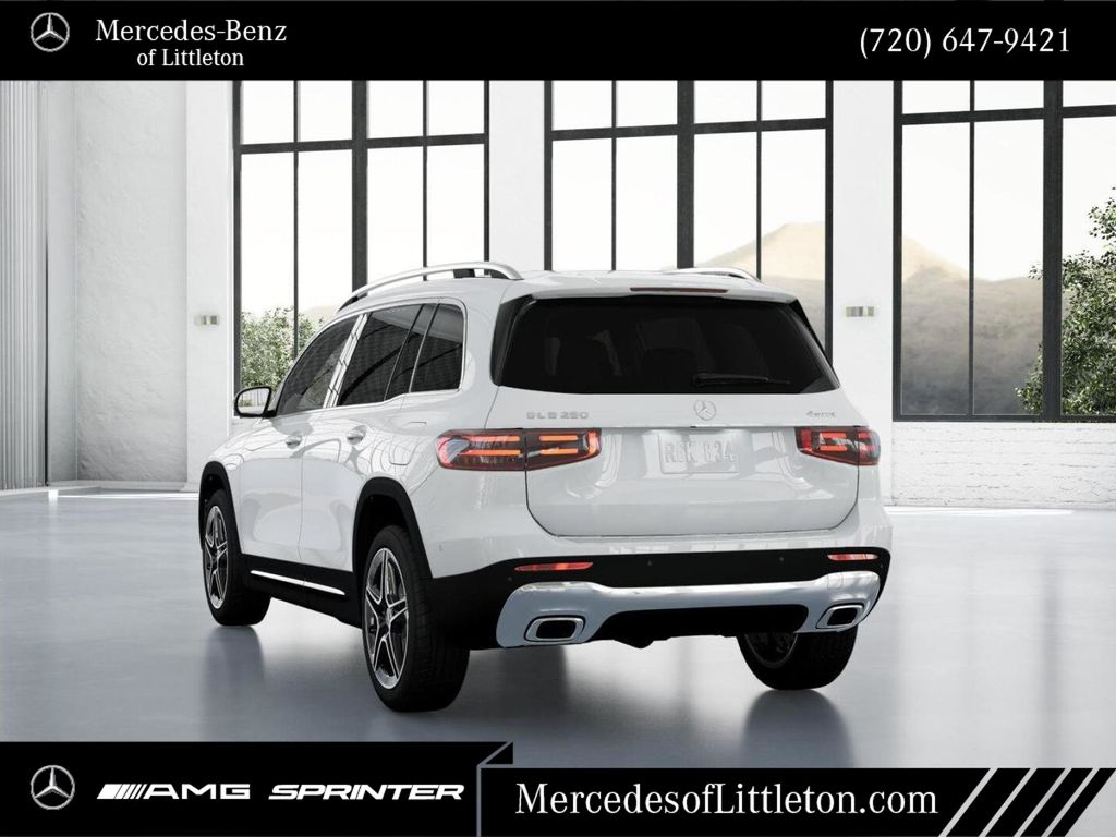 2026 Mercedes-Benz GLB 250 Image 33 of 42
