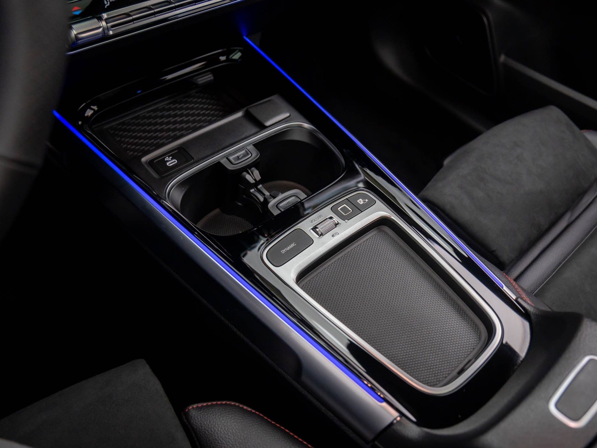 2026 Mercedes-Benz GLB AMG 35 Image 24 of 40