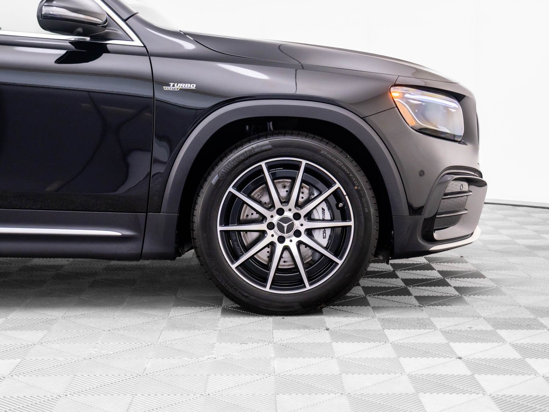 2026 Mercedes-Benz GLB AMG 35 Image 13 of 40