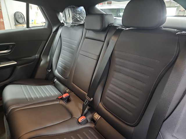 2026 Mercedes-Benz GLC AMG 43 Image 15 of 38