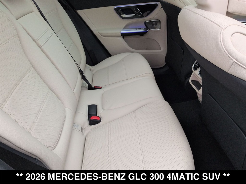 2026 Mercedes-Benz GLC 300 Image 11 of 30