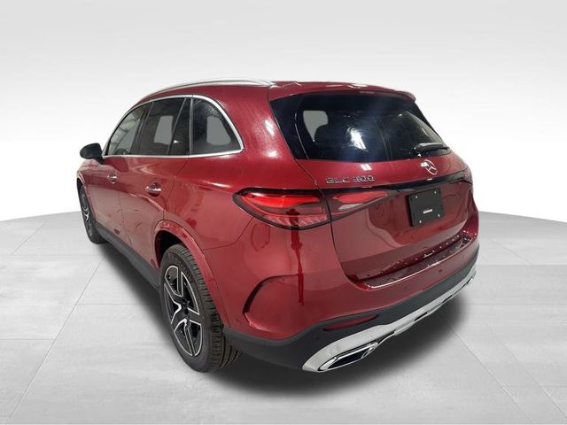 2026 Mercedes-Benz GLC 300 Image 8 of 17