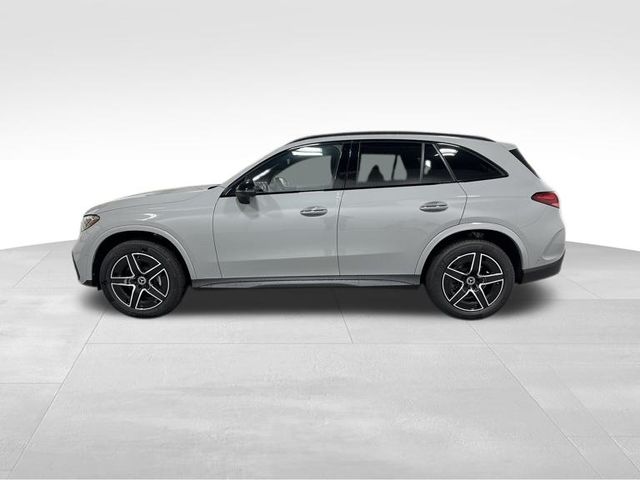 2026 Mercedes-Benz GLC 300 Image 9 of 20