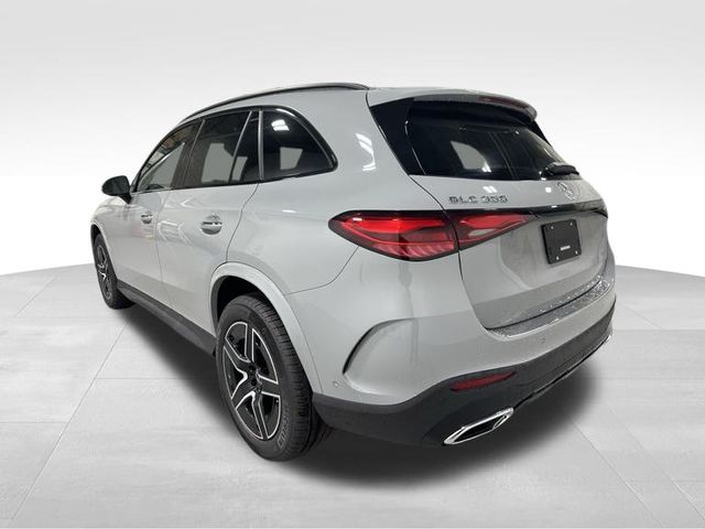 2026 Mercedes-Benz GLC 300 Image 8 of 20