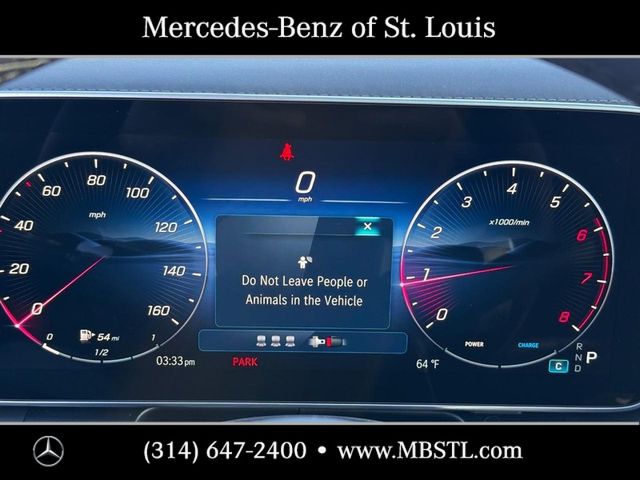 2026 Mercedes-Benz GLC 300 Image 8 of 21