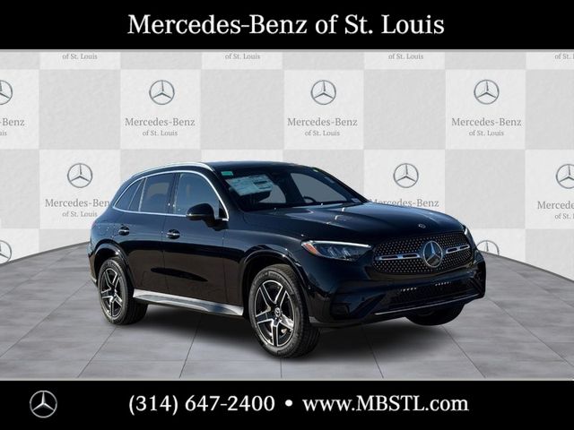 2026 Mercedes-Benz GLC 300 Image 1 of 21