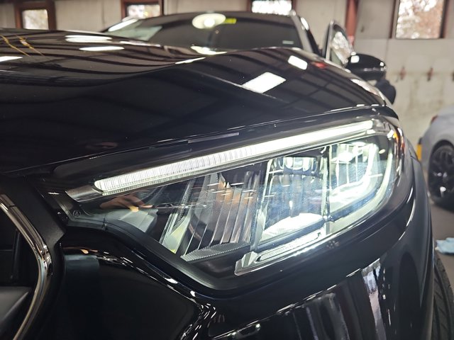 2026 Mercedes-Benz GLC 300 Image 37 of 37