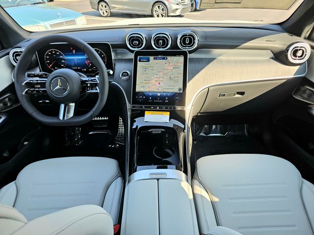 2026 Mercedes-Benz GLC 300 Image 14 of 36