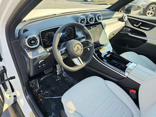 2026 Mercedes-Benz GLC 300 Image 19 of 36