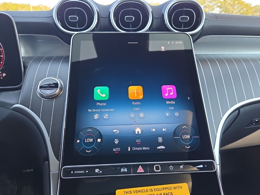 2026 Mercedes-Benz GLC 300 Image 22 of 36