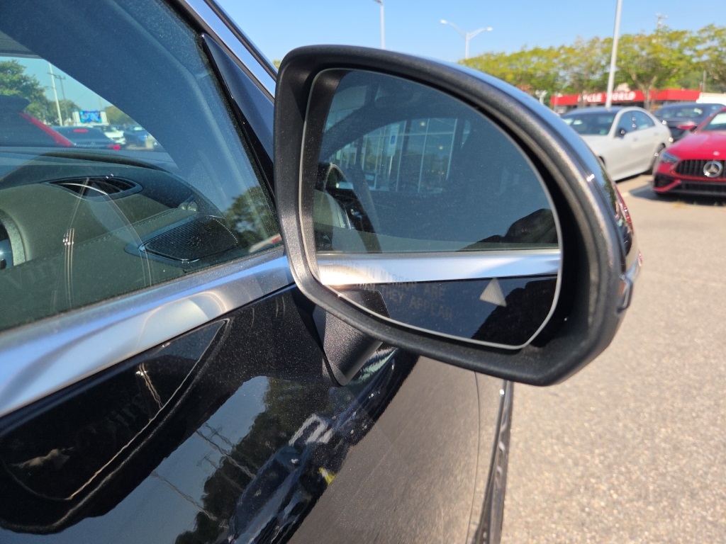 2026 Mercedes-Benz GLC 300 Image 36 of 36