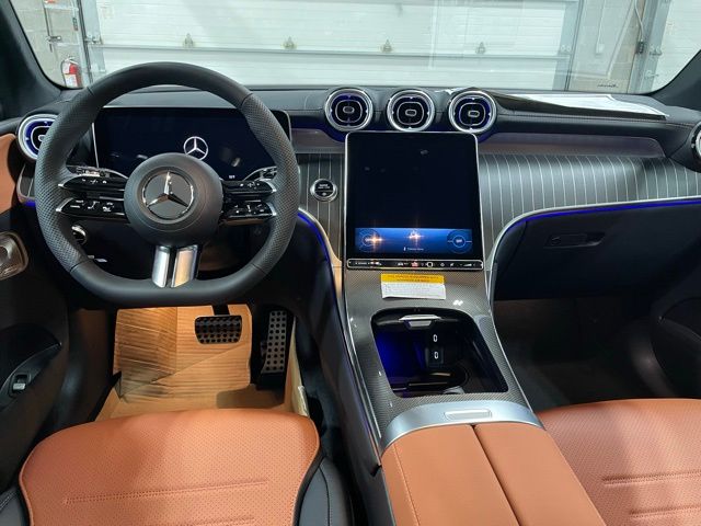 2026 Mercedes-Benz GLC 300 Image 11 of 15