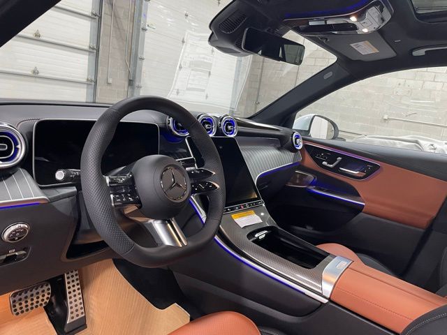 2026 Mercedes-Benz GLC 300 Image 12 of 15