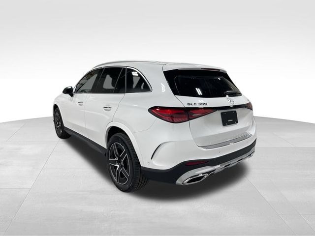 2026 Mercedes-Benz GLC 300 Image 7 of 15