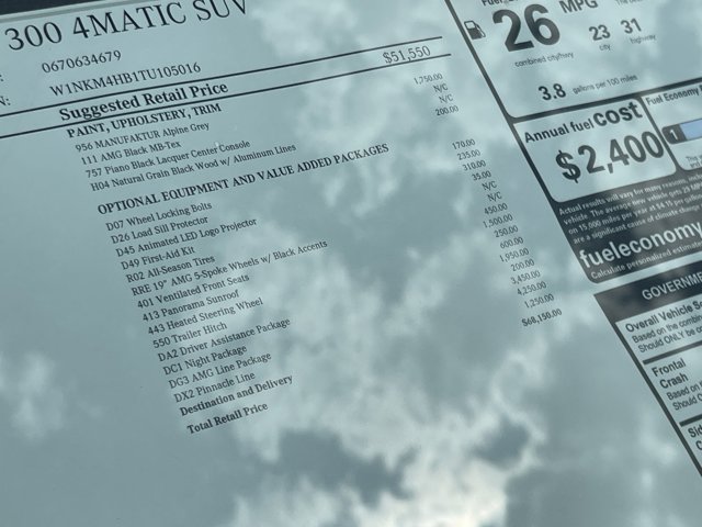 2026 Mercedes-Benz GLC 300 Image 7 of 9